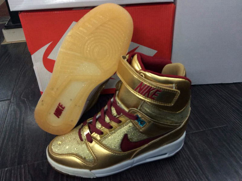nike air max revolution sky high