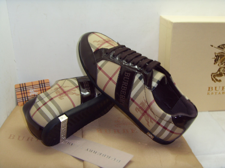 chaussure burberry femme pas cher